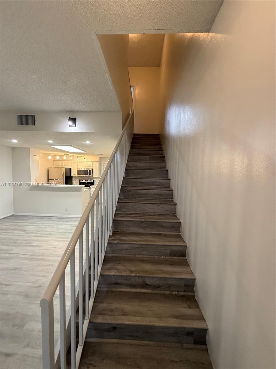 A12017760 Property Photo 14