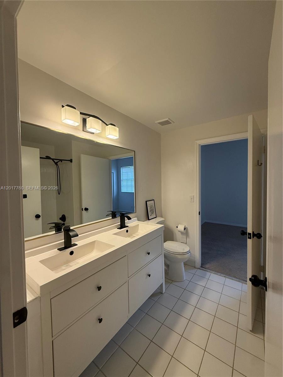 A12017760 Property Photo 20