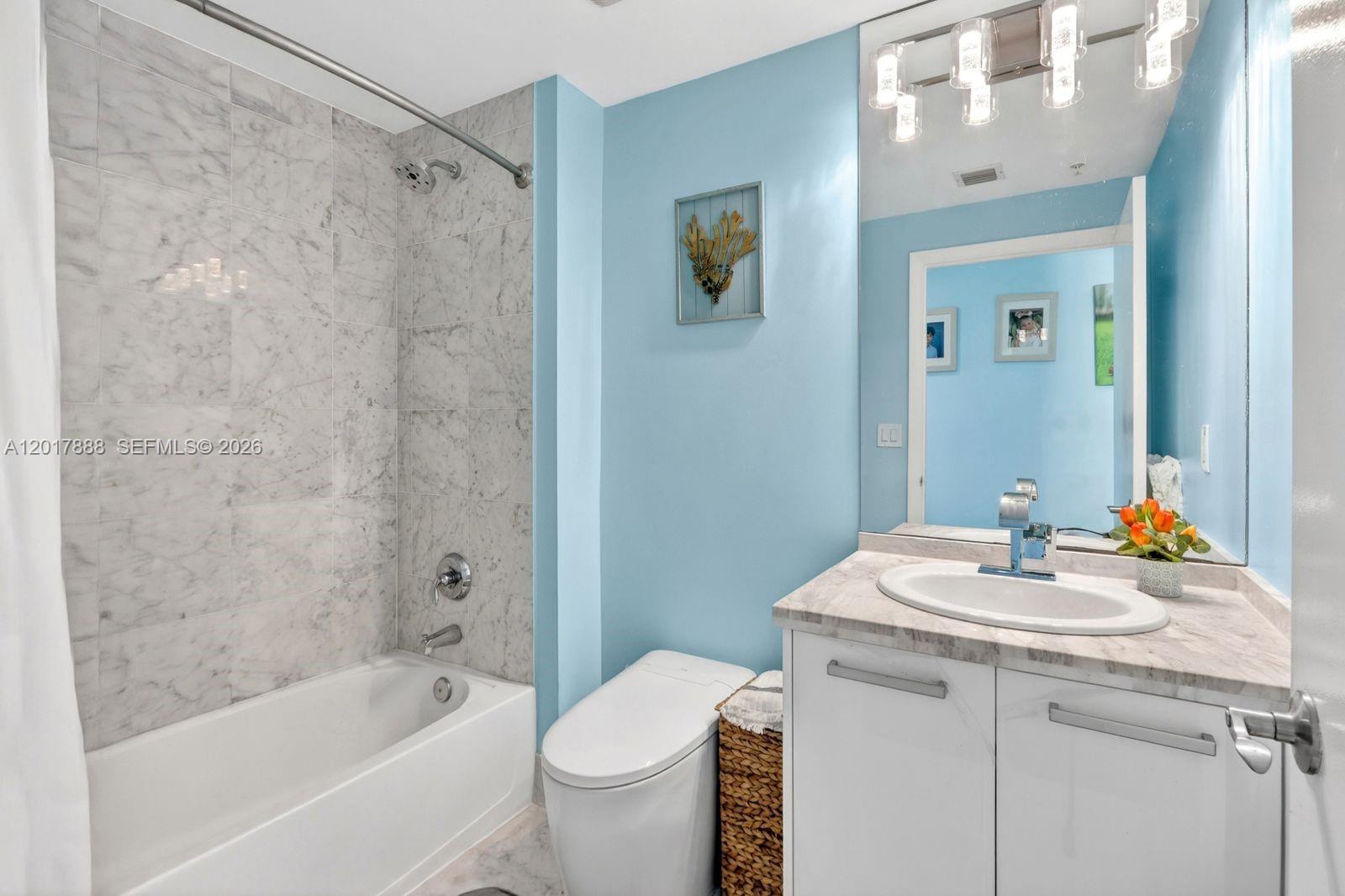 244 Biscayne Boulevard 3602 Property Photo 10