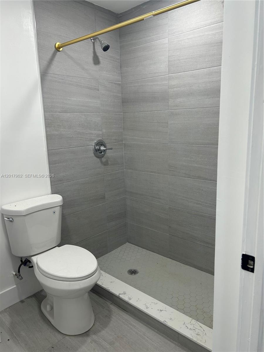A12017902 Property Photo 7