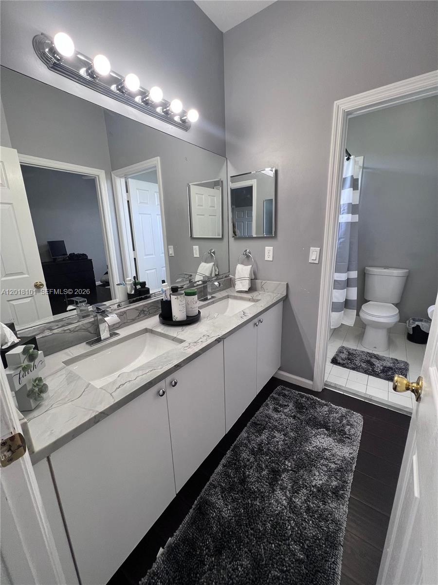 681 Nw 42nd Avenue - Property Photo 19