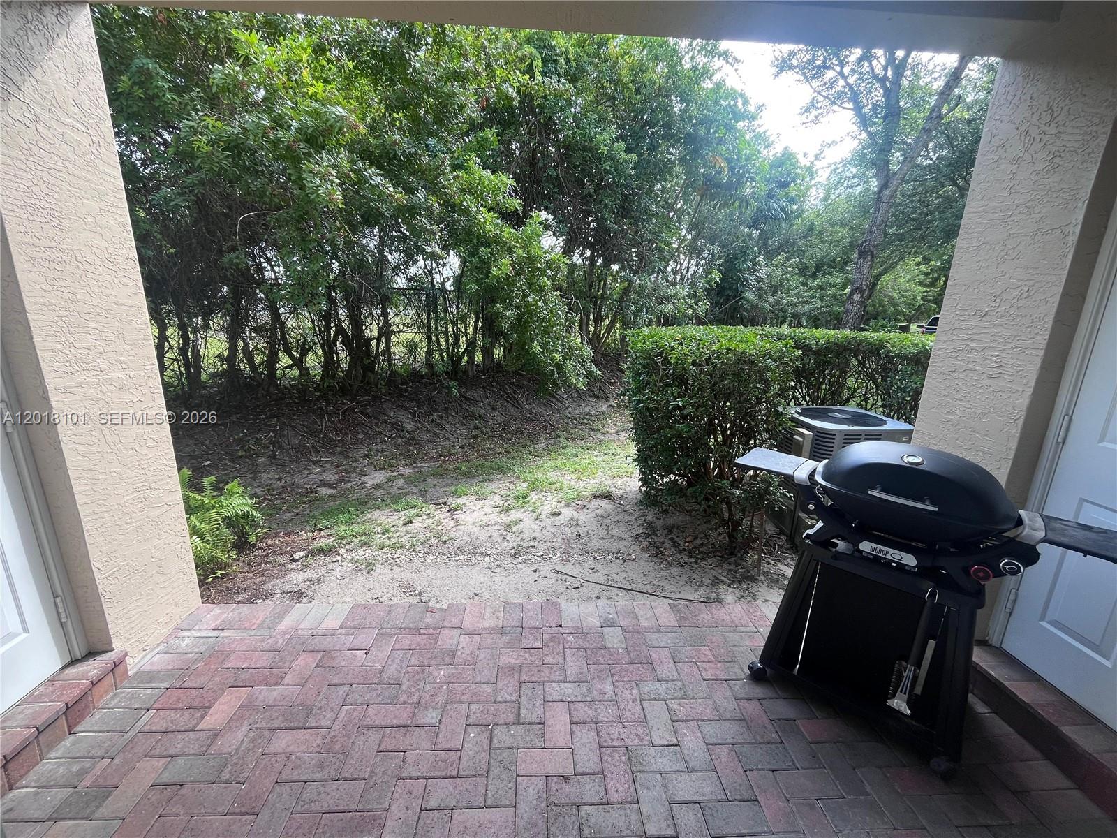 681 Nw 42nd Avenue - Property Photo 35