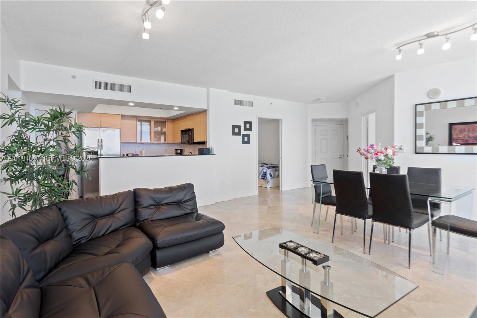 16699 Collins Avenue 702 Property Photo 13