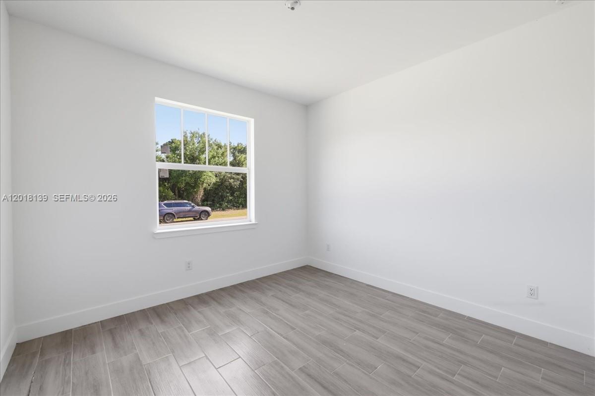 136 Lomas Road Property Photo 9
