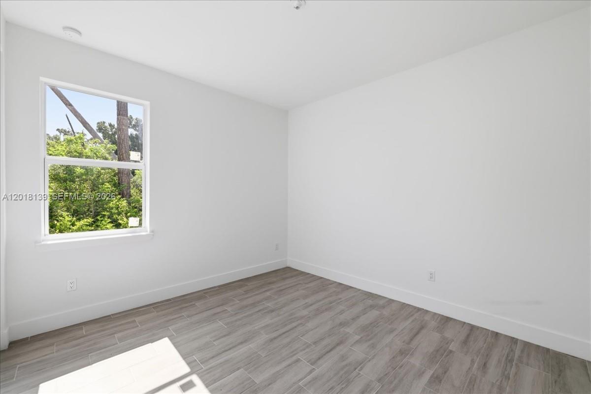 136 Lomas Road Property Photo 13