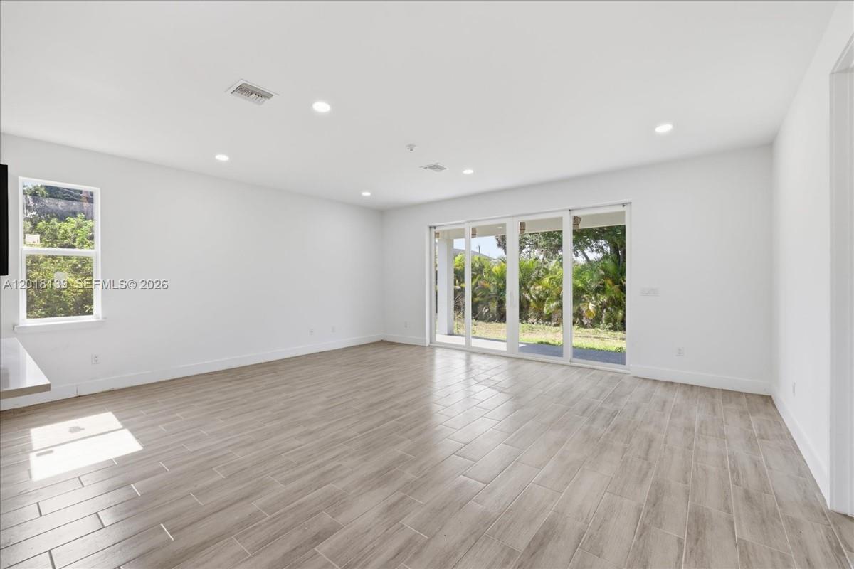 136 Lomas Road Property Photo 17