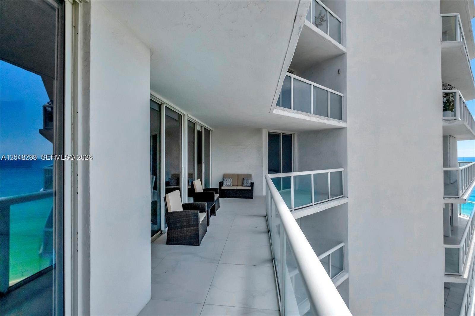 16425 Collins Avenue 1612 Property Photo 11