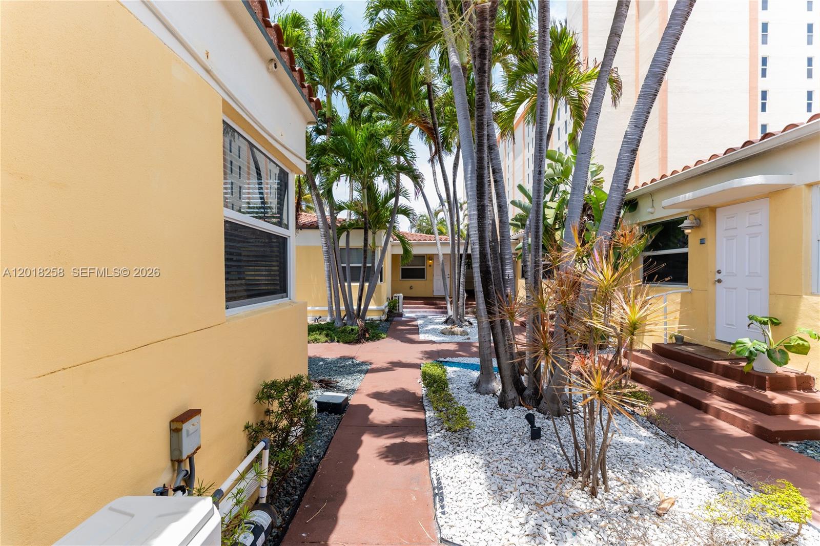 335 Georgia Street Property Photo 6