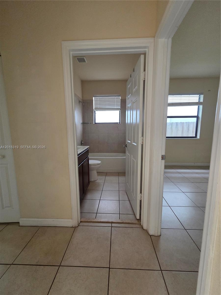 24164 Sw 118th Avenue Property Photo 6