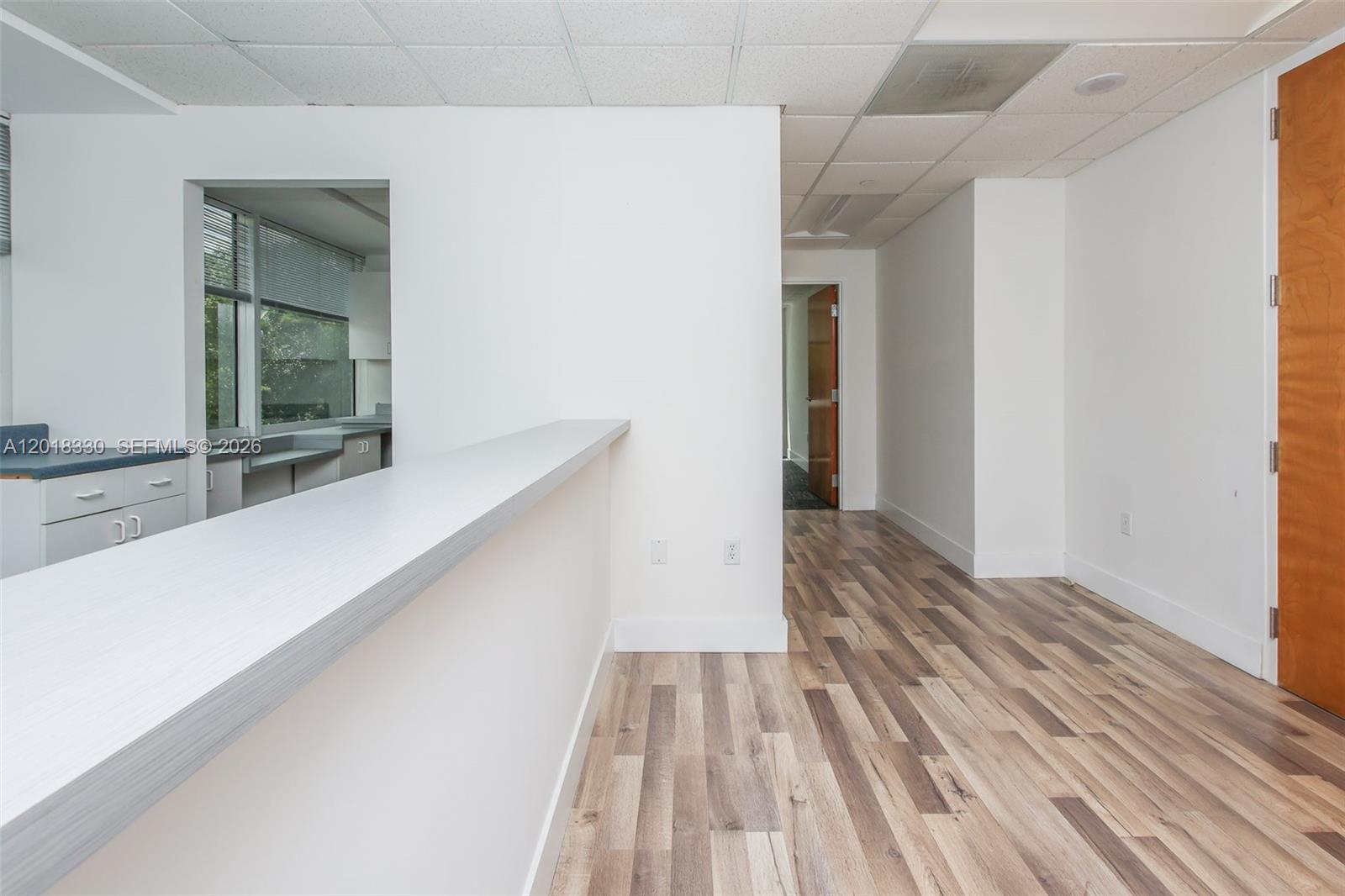 A12018330 Property Photo 4