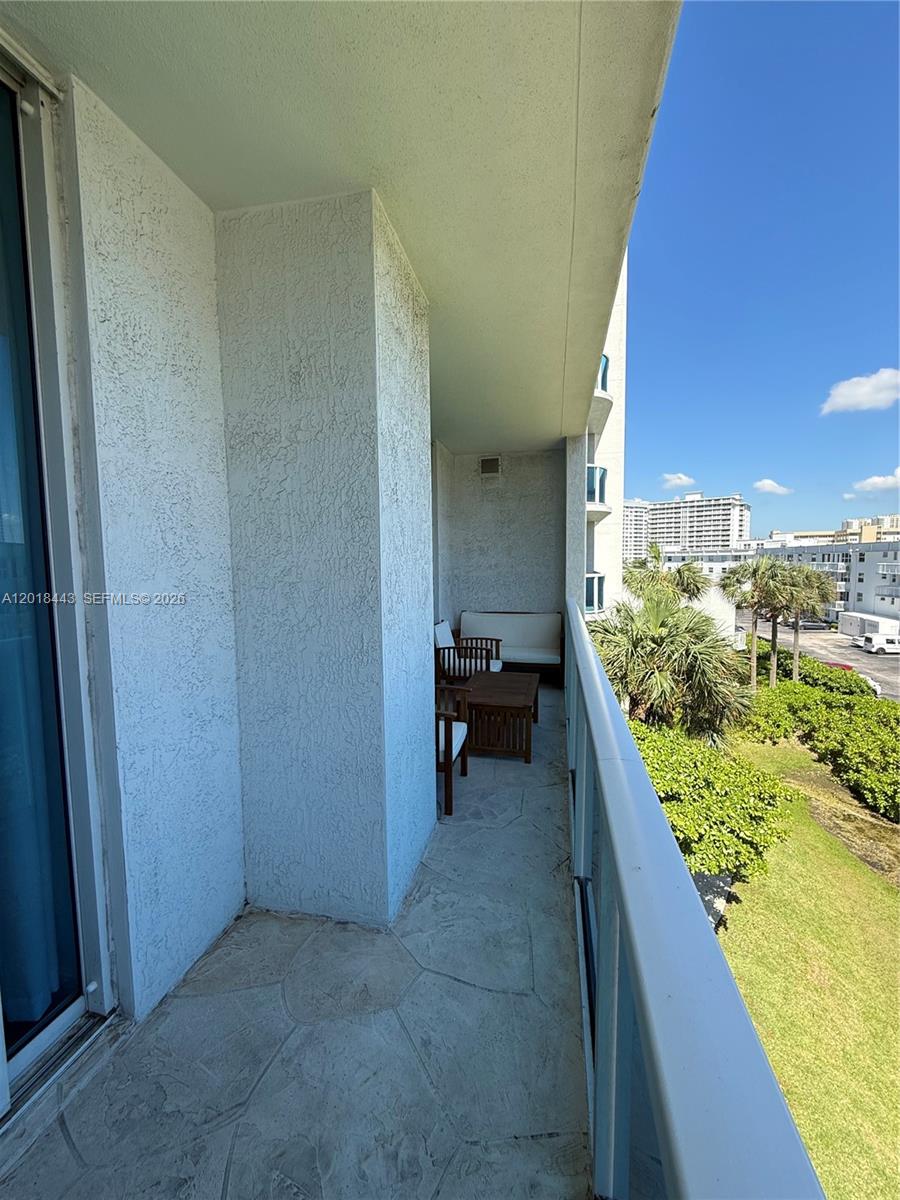 1945 S Ocean Drive 312 Property Photo 17