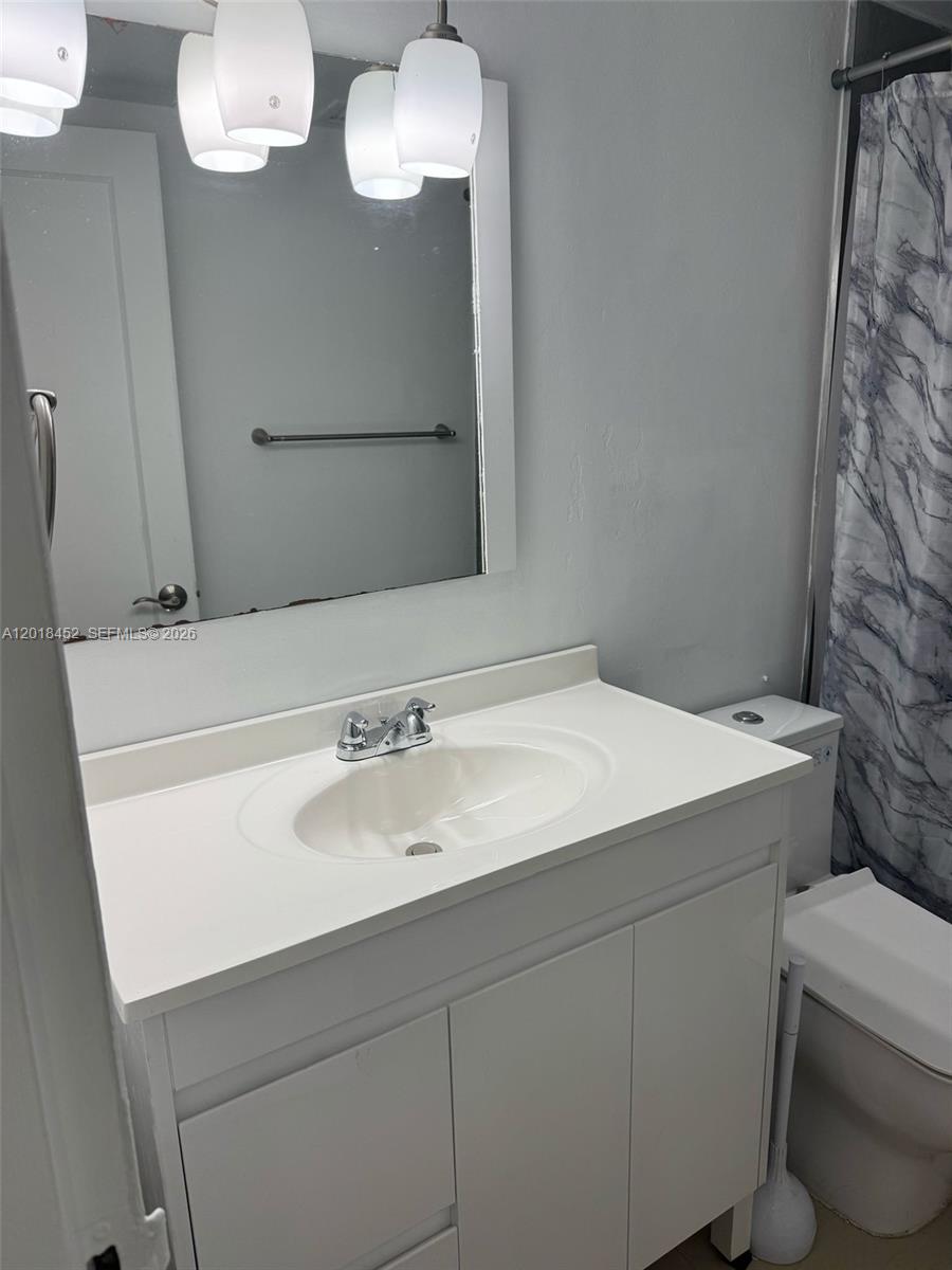 2020 Ne 135th Street 303 Property Photo 11
