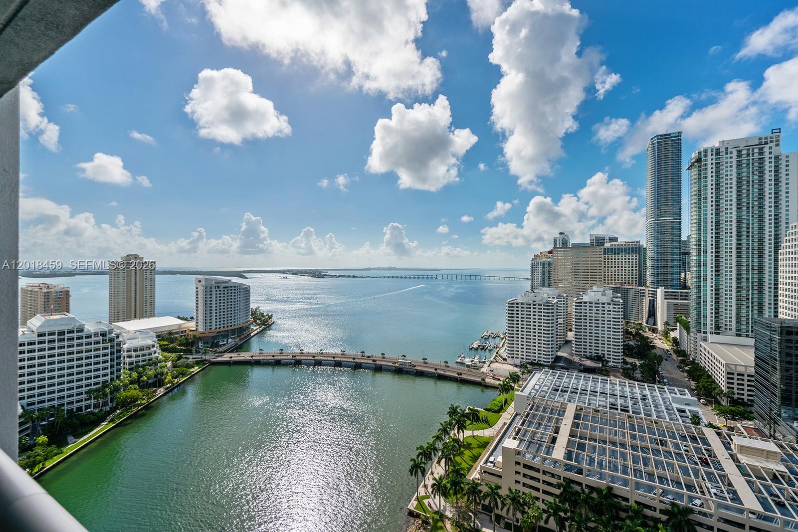495 Brickell Avenue 2703 Property Photo 1