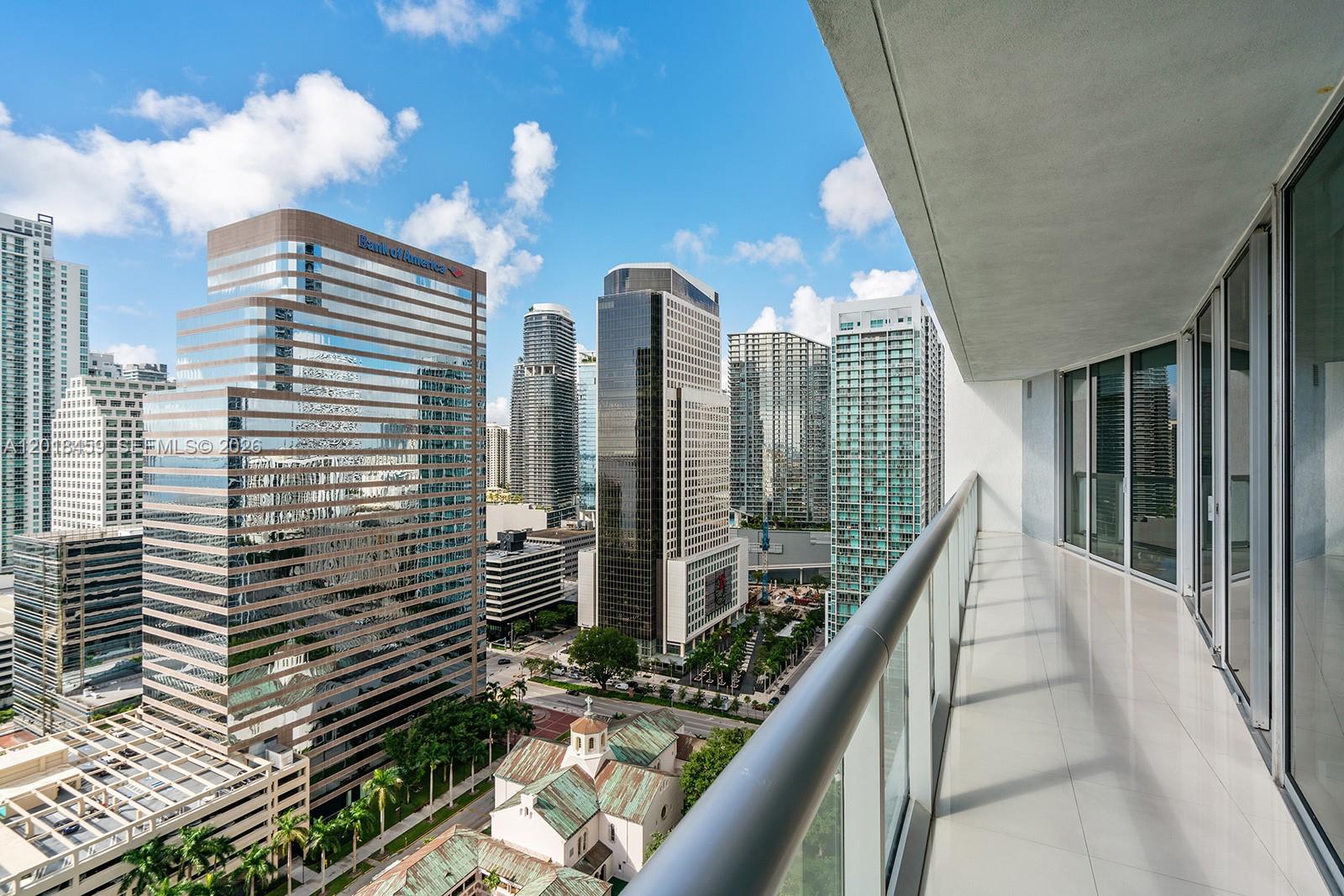 495 Brickell Avenue 2703 Property Photo 2