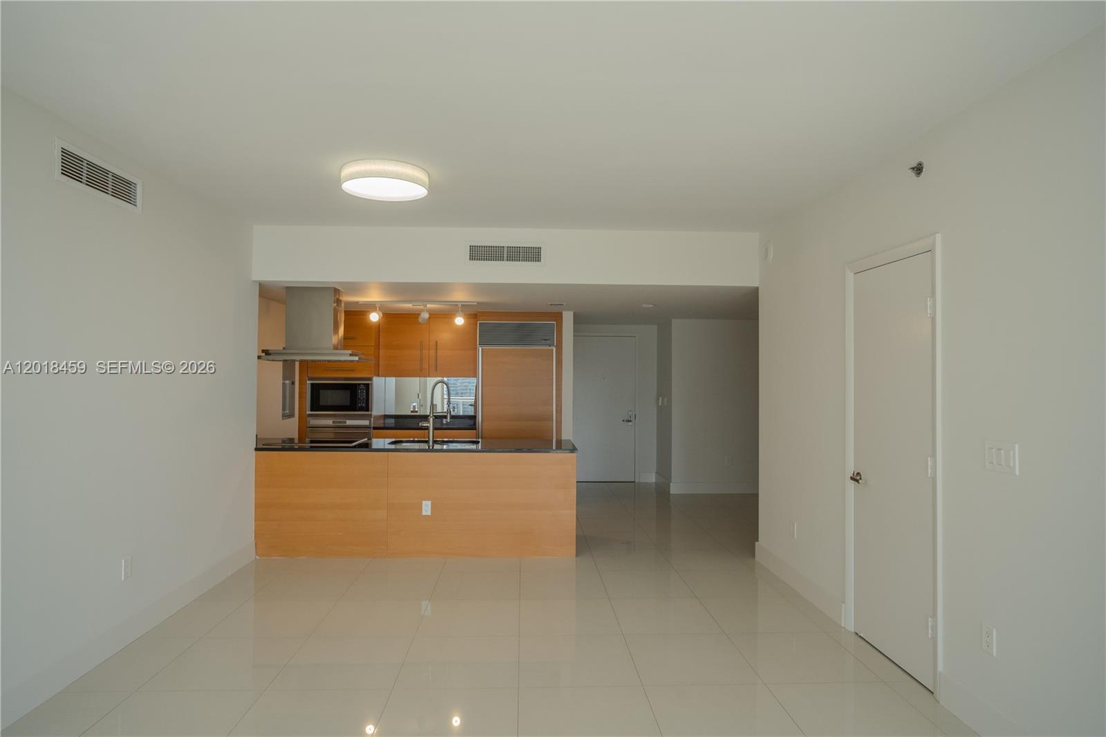 495 Brickell Avenue 2703 Property Photo 5