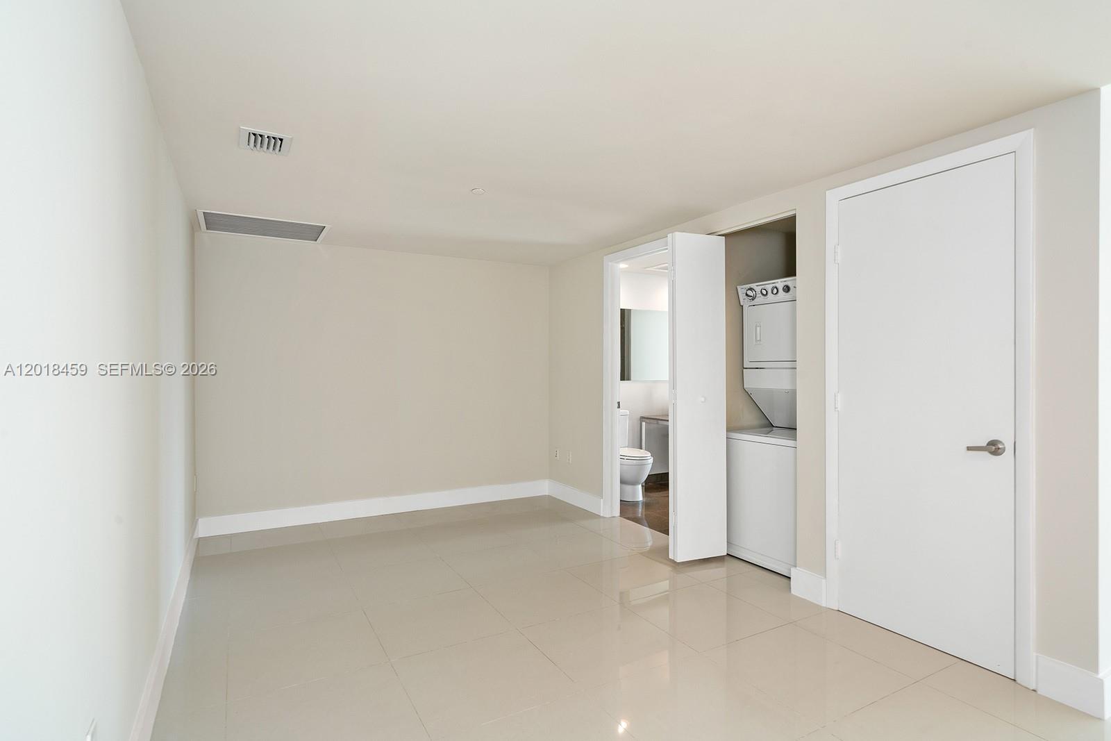 495 Brickell Avenue 2703 Property Photo 7