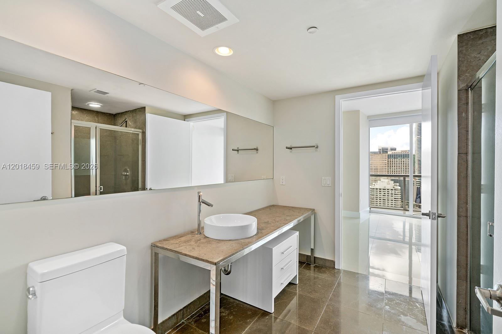 495 Brickell Avenue 2703 Property Photo 18