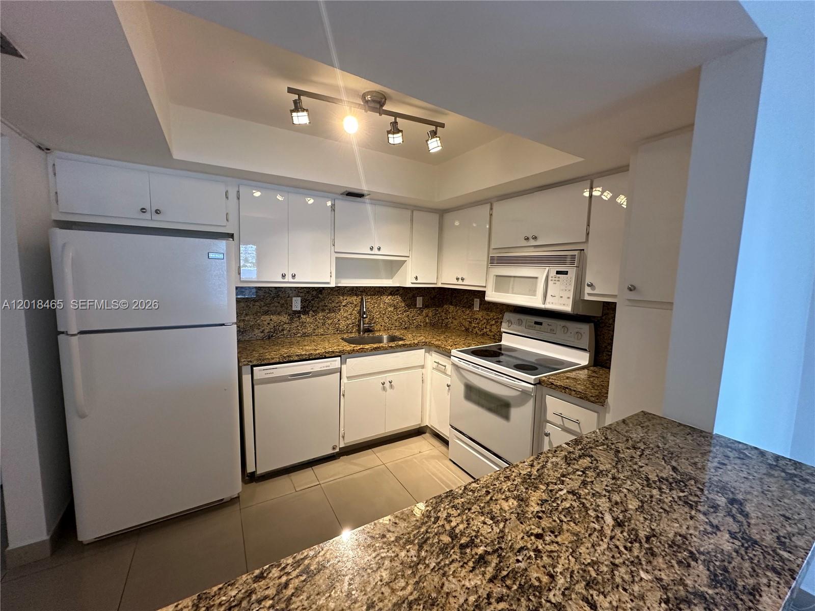 7118 Bonita Drive 305