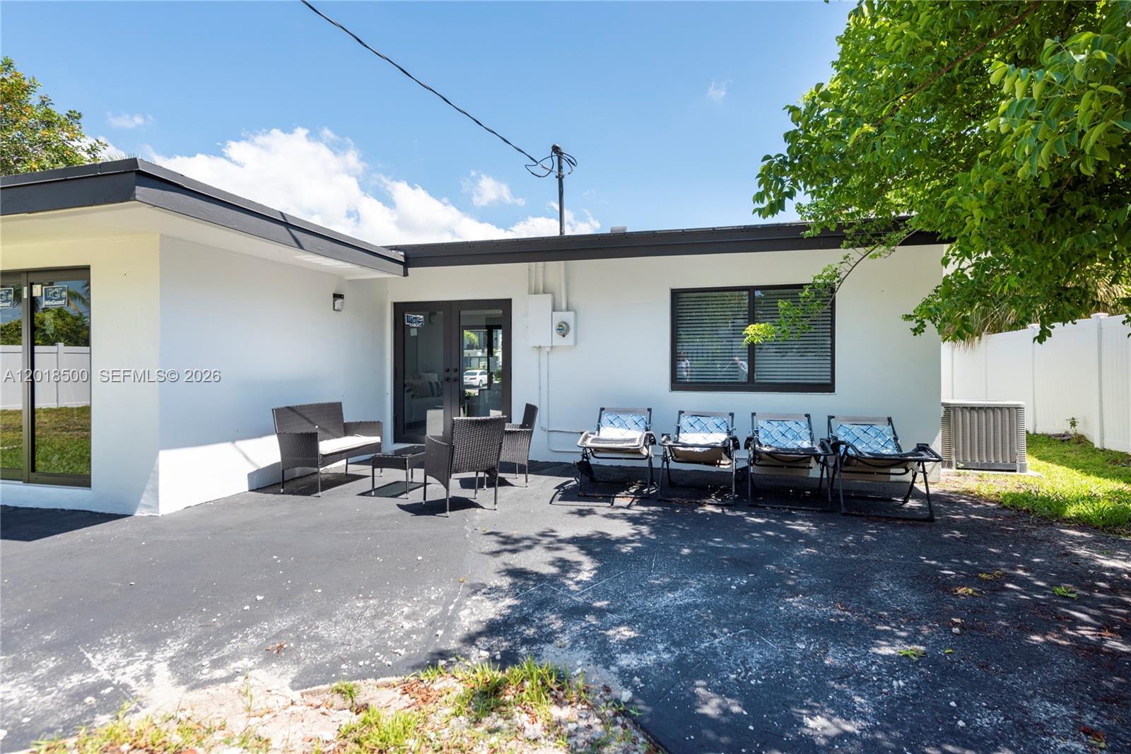 2308 Se 18 Street Property Photo 5