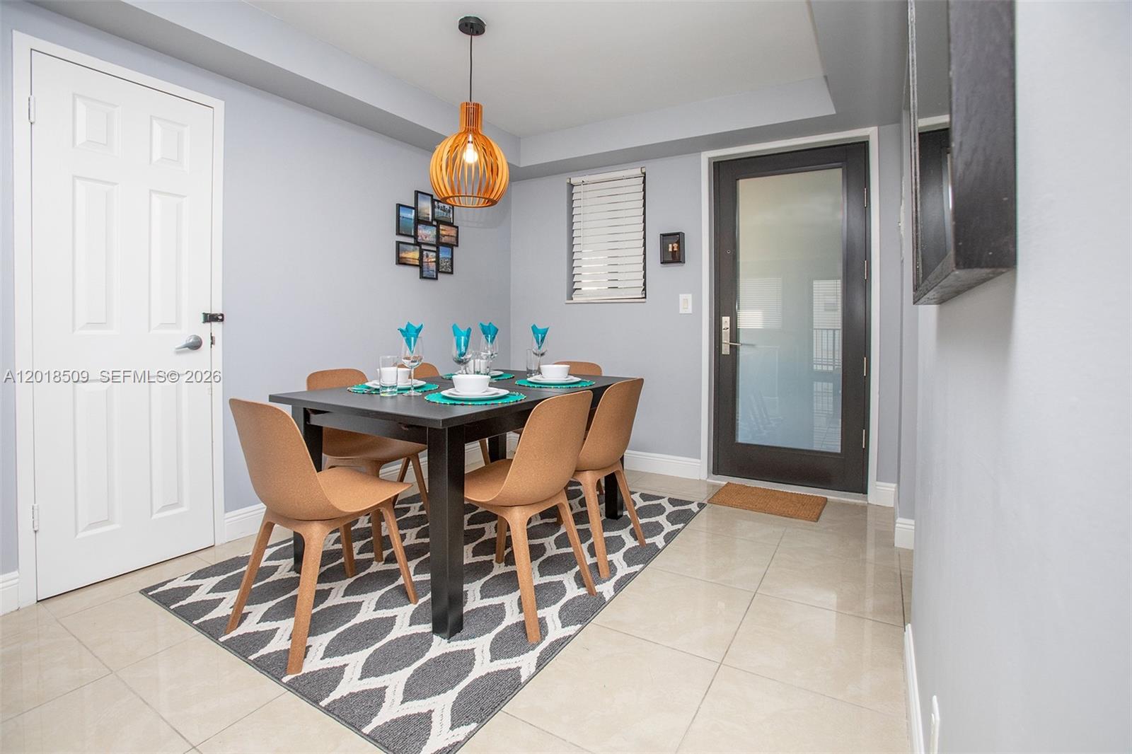 A12018509 Property Photo 12