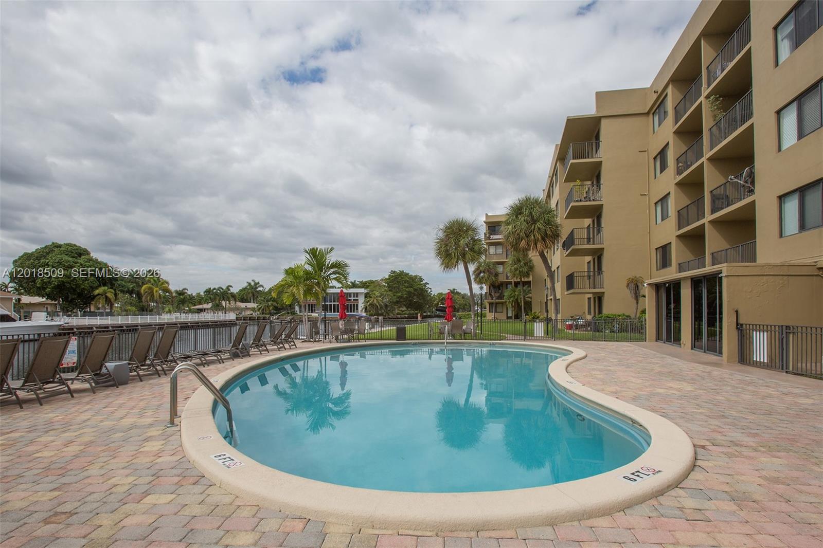 A12018509 Property Photo 44