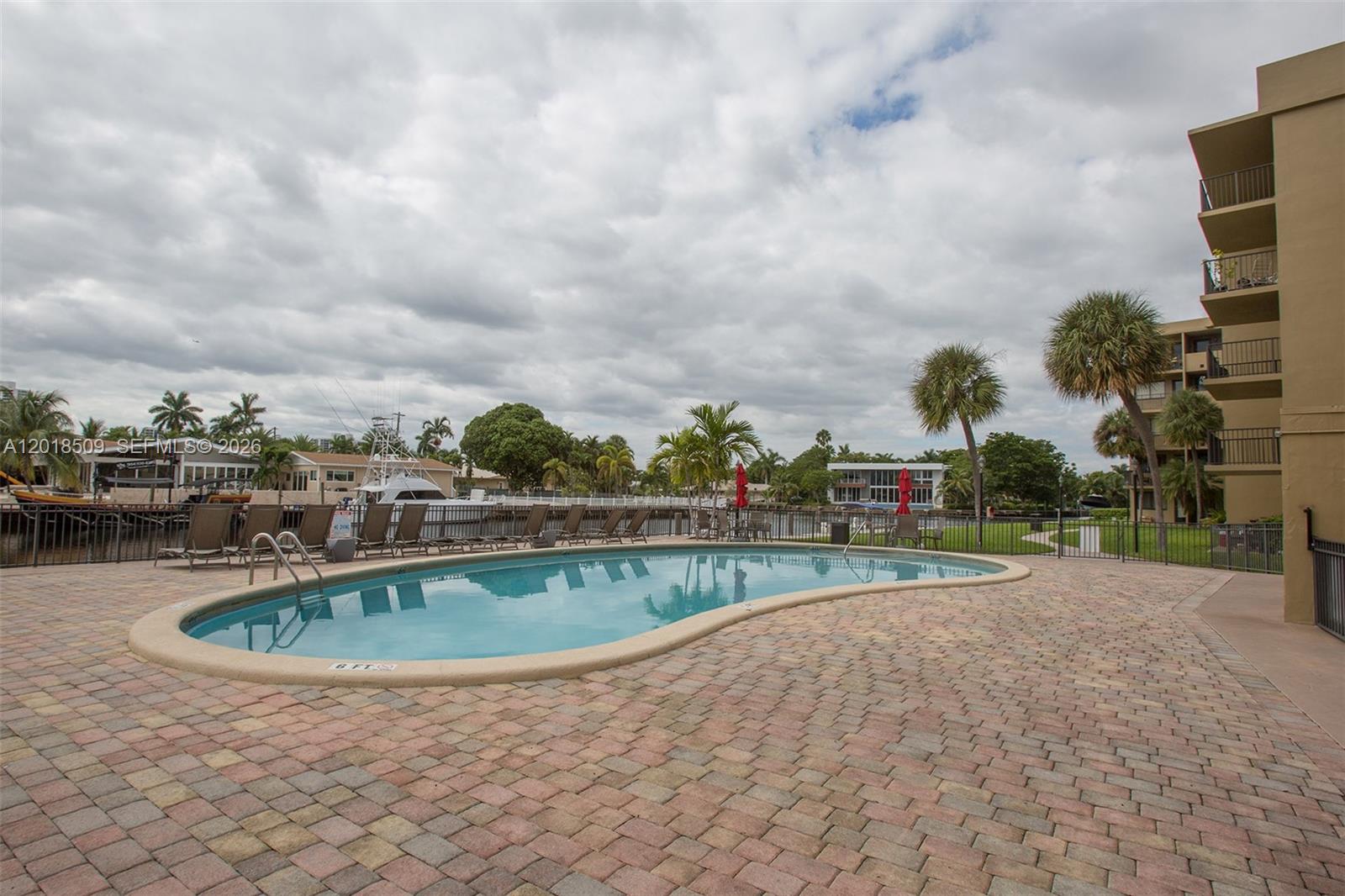 A12018509 Property Photo 46
