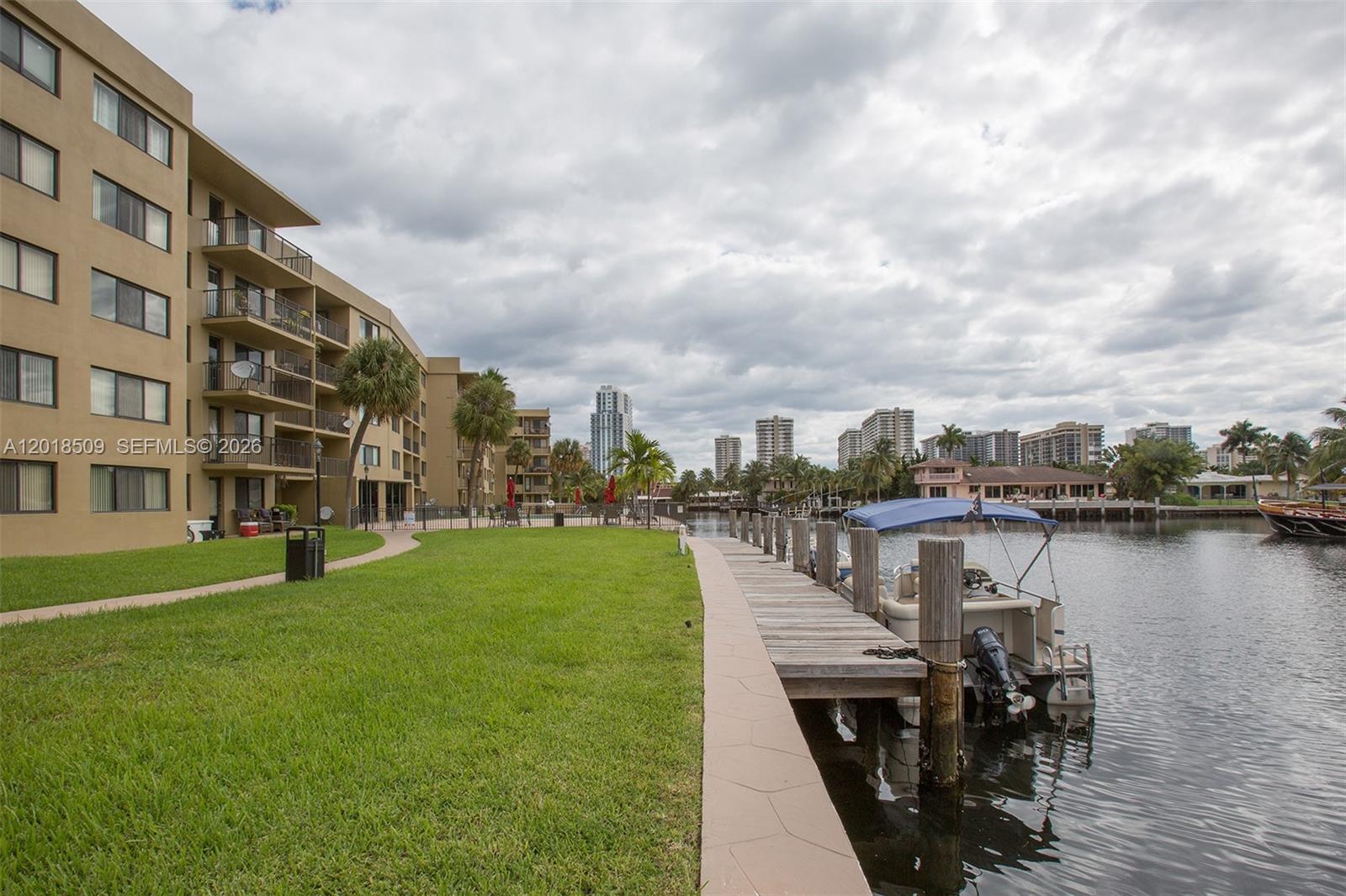 A12018509 Property Photo 56