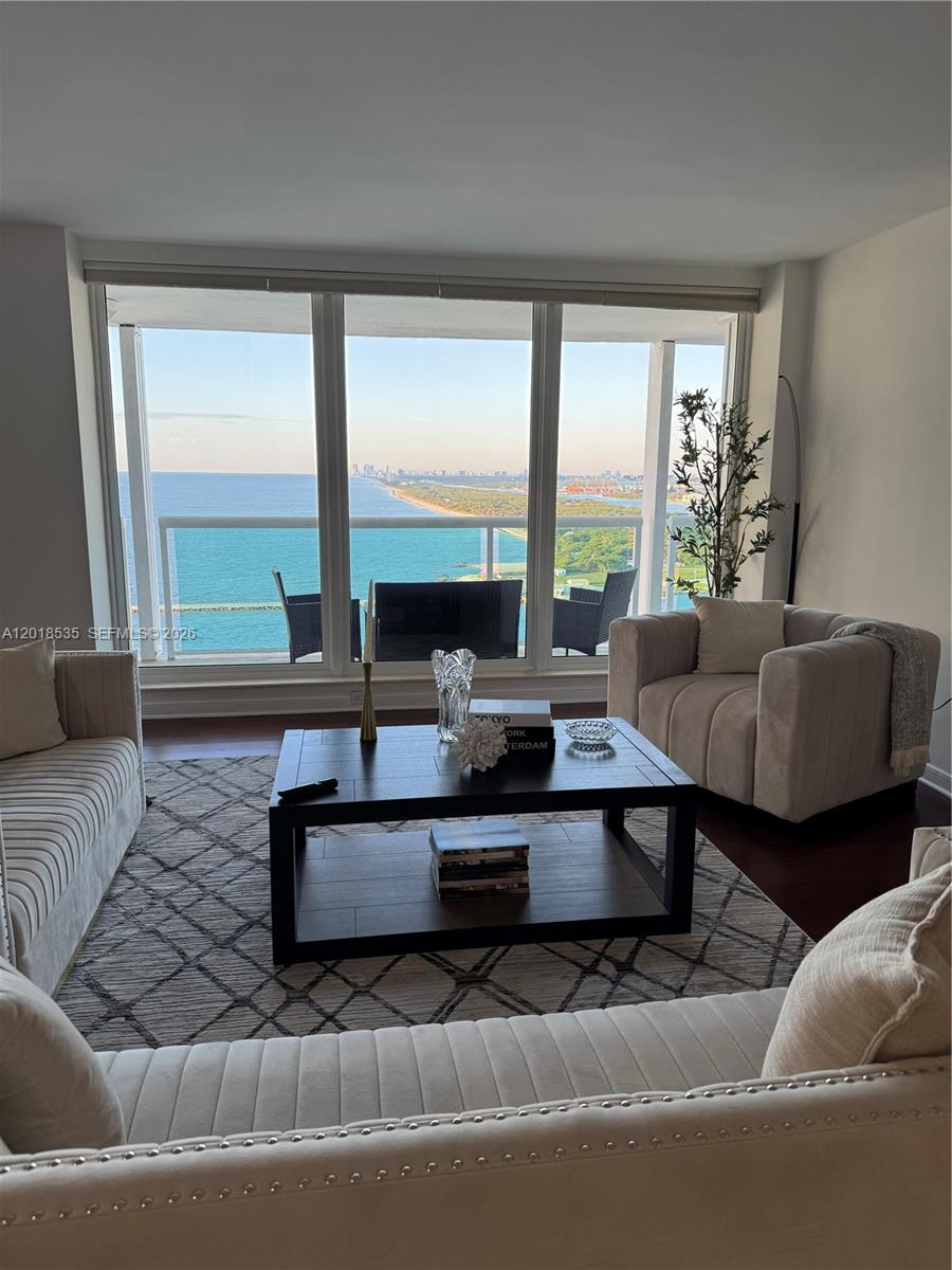 2100 S Ocean Lane 2308 Property Photo 5