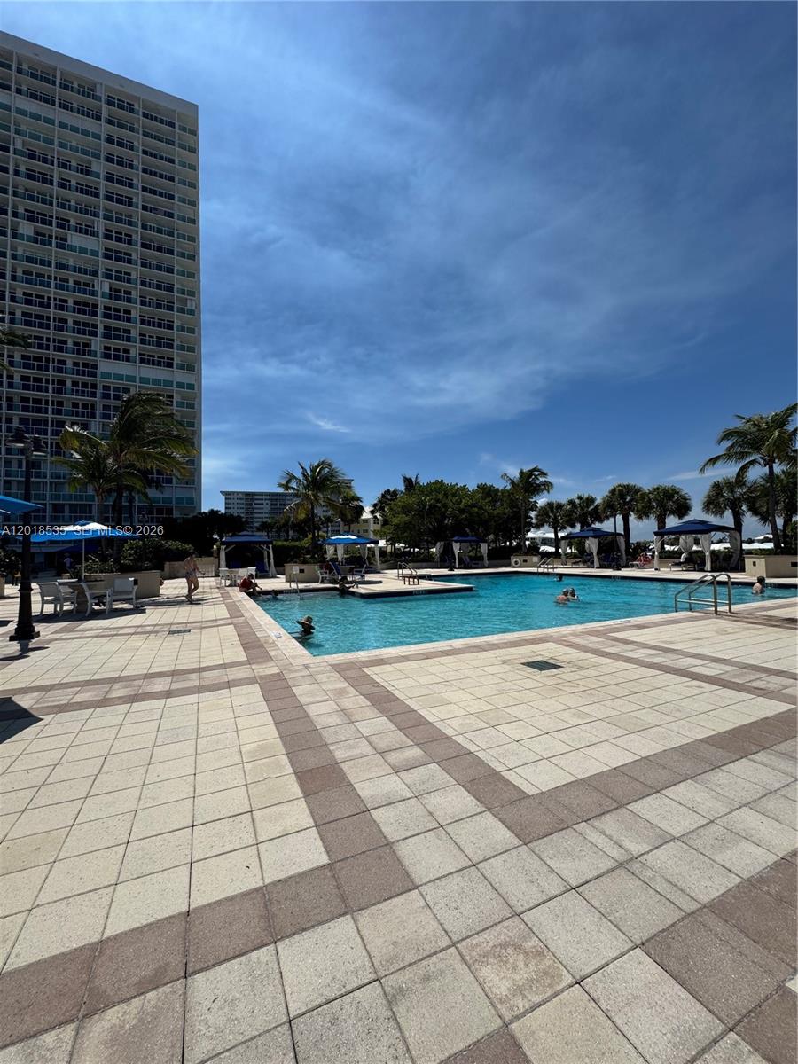 2100 S Ocean Lane 2308 Property Photo 12