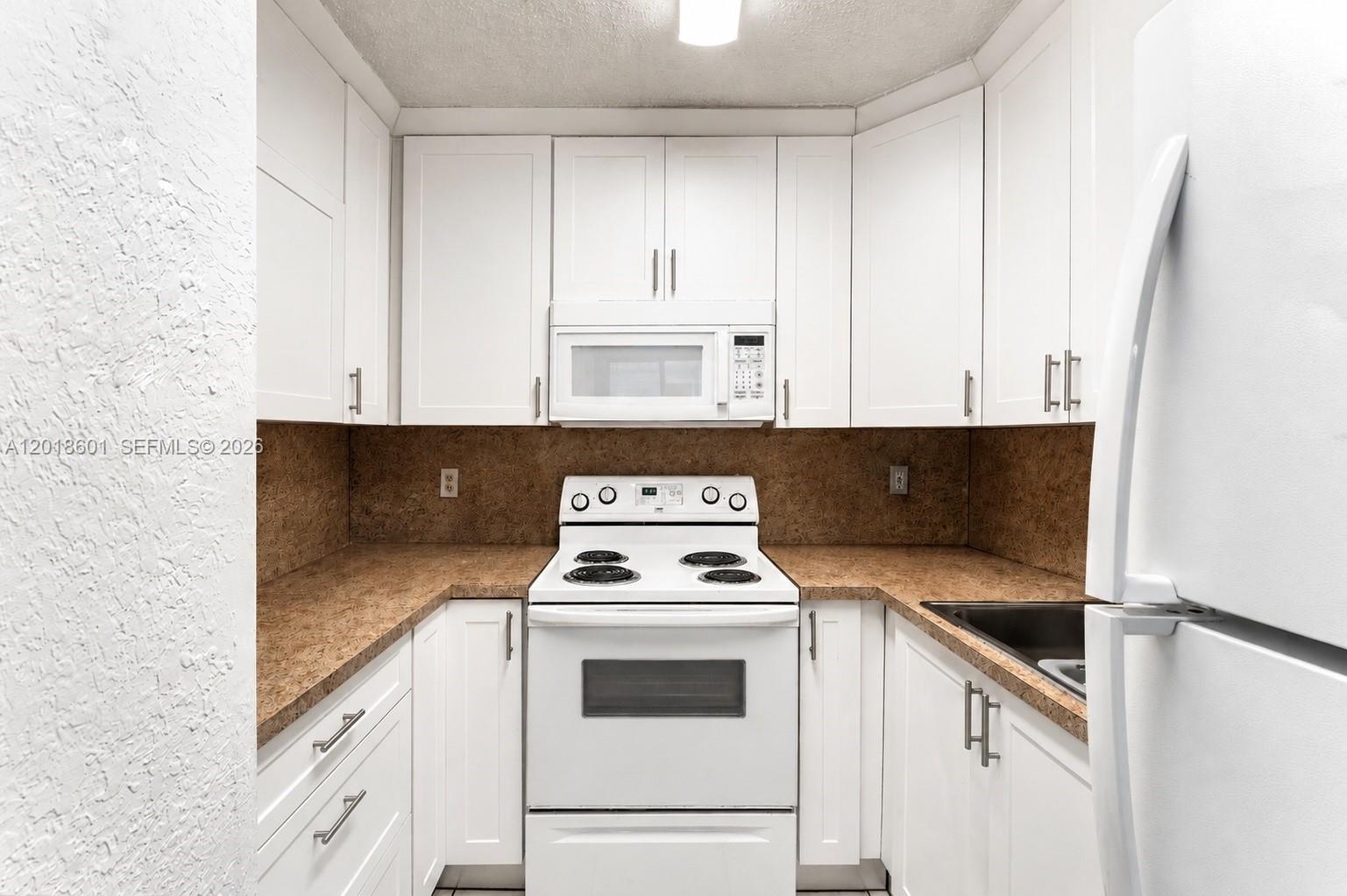 5706 W 26th Avenue 5706 Property Photo 4