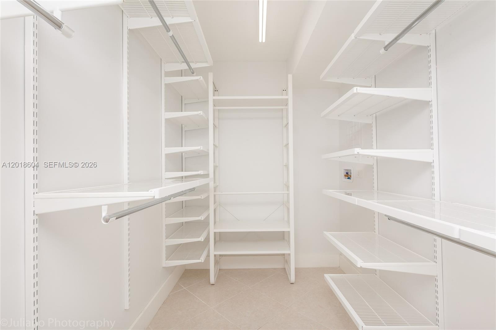 5555 Collins Avenue 9u Property Photo 13