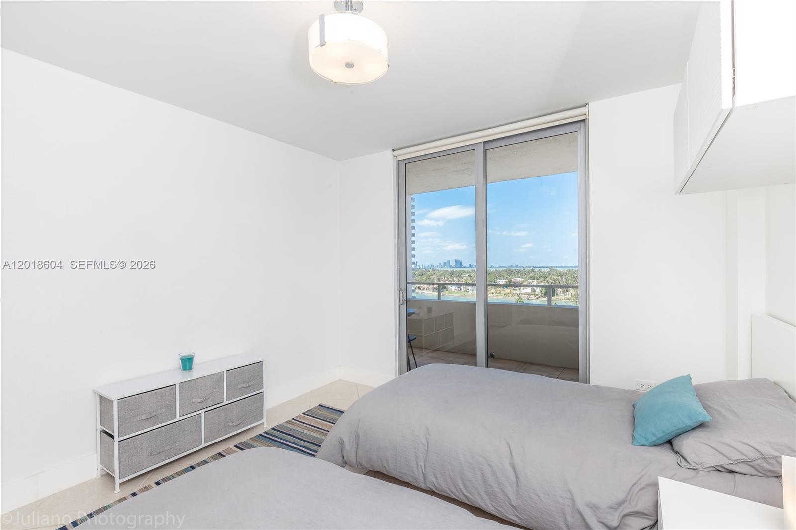 5555 Collins Avenue 9u Property Photo 15