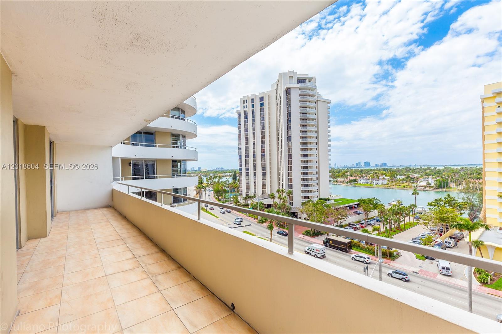 5555 Collins Avenue 9u Property Photo 24