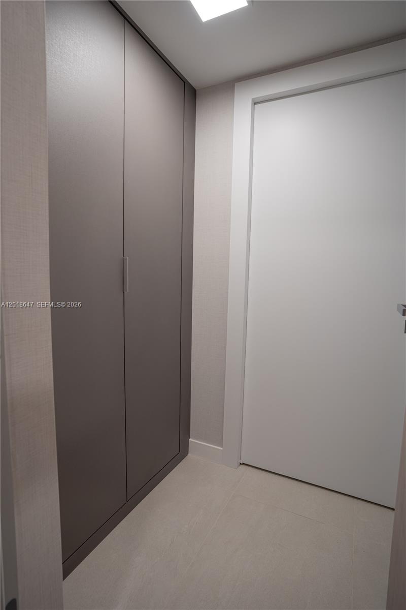 330 Sunny Isles Boulevard 5-1603 Property Photo 27