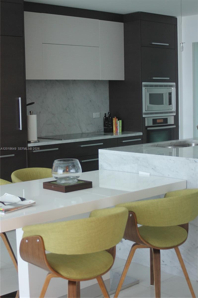 900 Biscayne Boulevard 3207 Property Photo 9