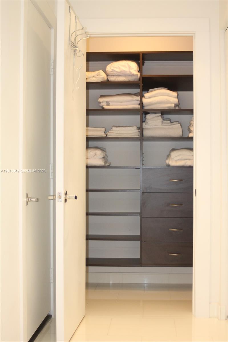 900 Biscayne Boulevard 3207 Property Photo 22