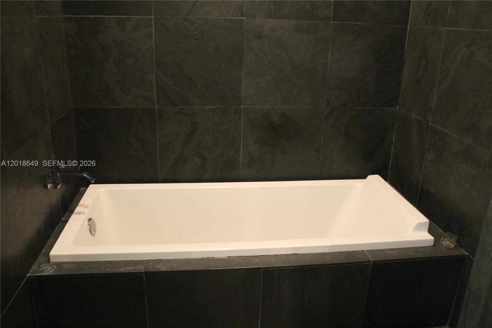 900 Biscayne Boulevard 3207 Property Photo 25
