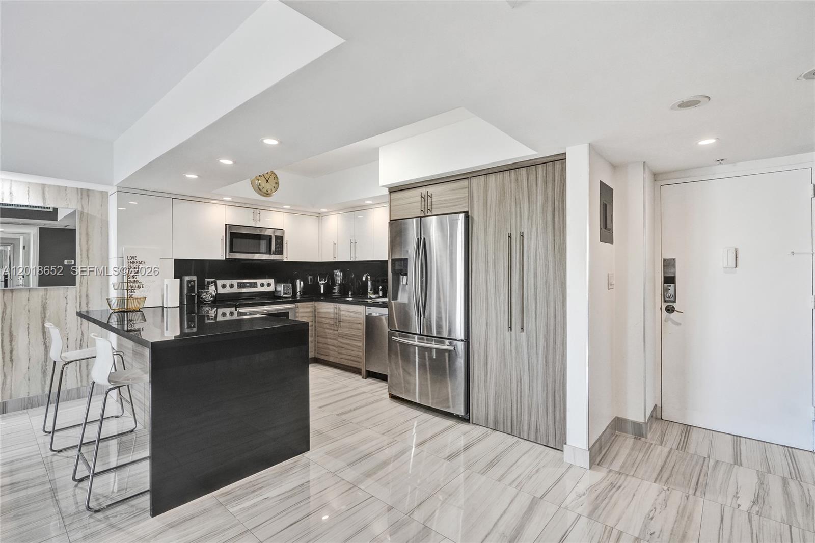 19370 Collins Avenue 426 Property Photo 8