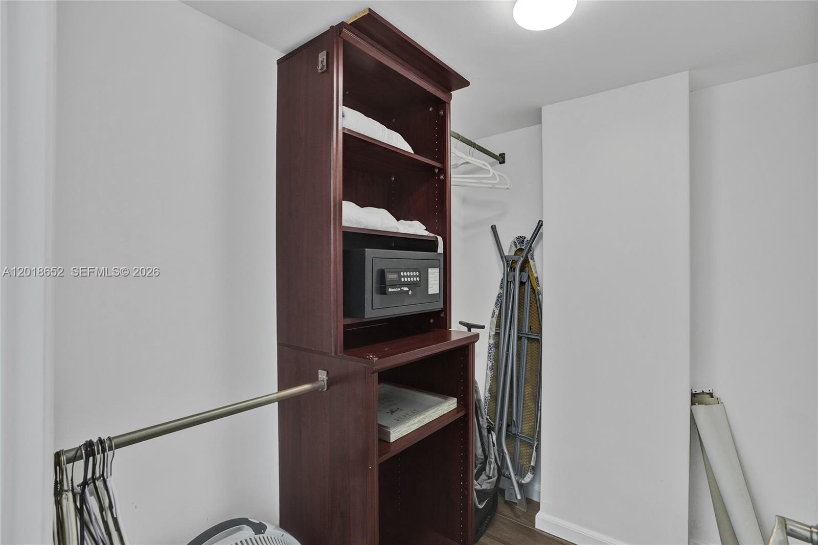 19370 Collins Avenue 426 Property Photo 27