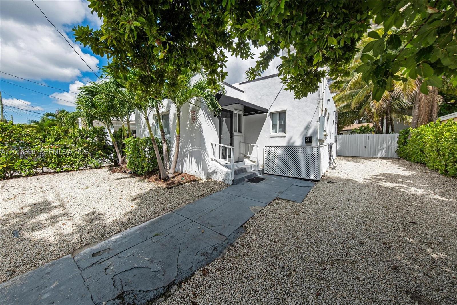 A12018699 Property Photo 2