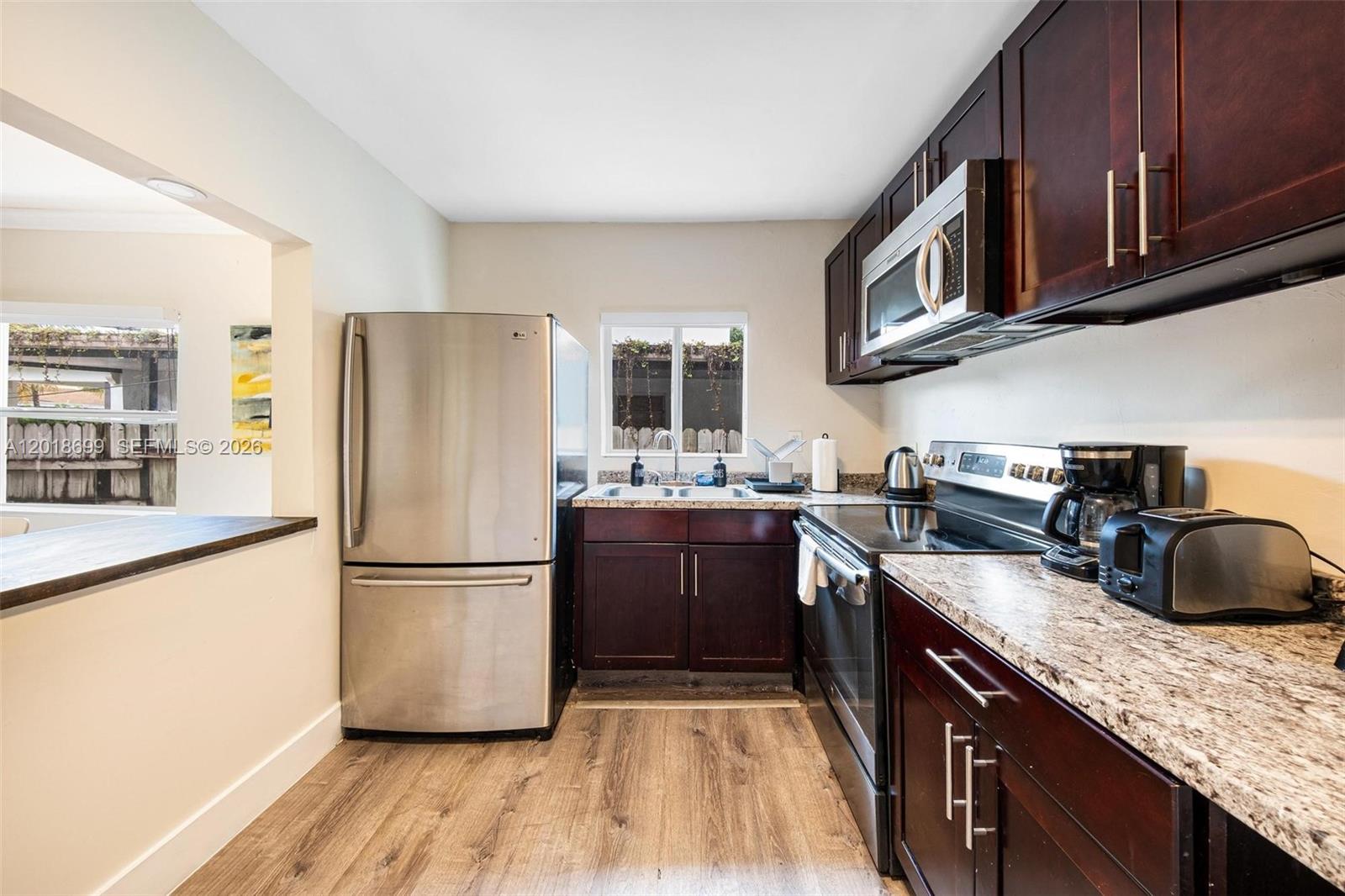 A12018699 Property Photo 22