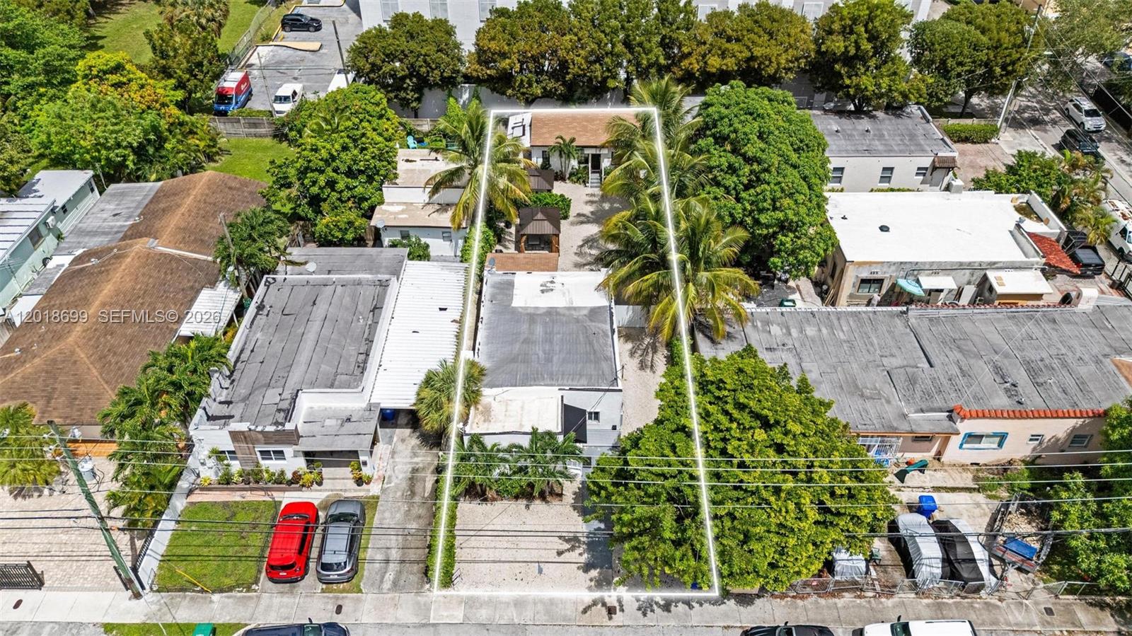 A12018699 Property Photo 31