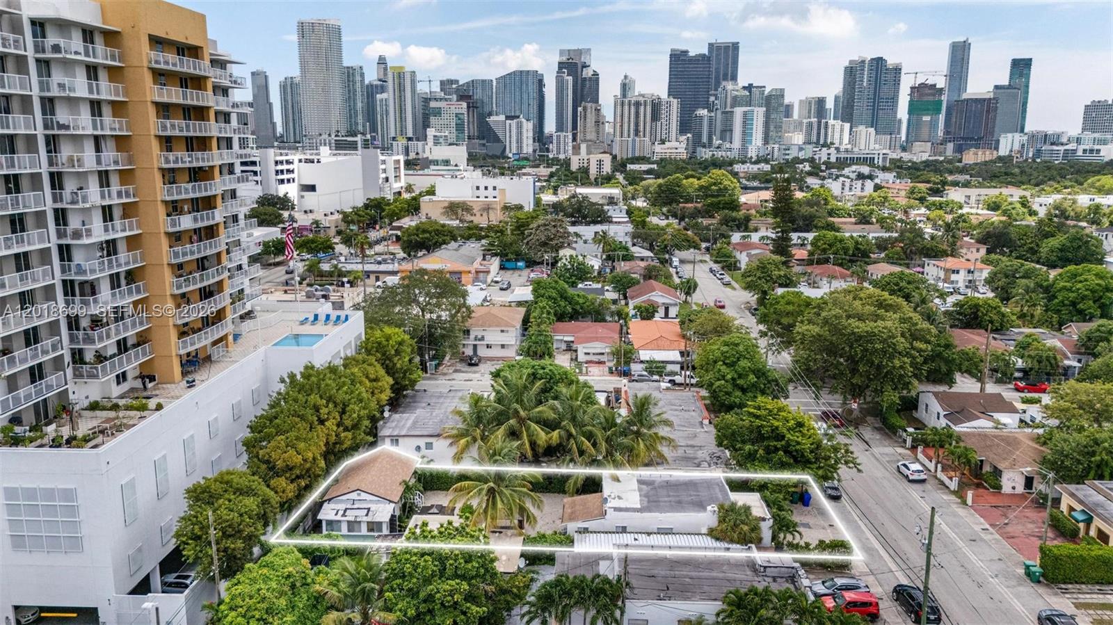 A12018699 Property Photo 38