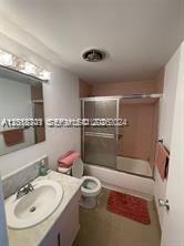 770 Ne 69th Street 1e Property Photo 17