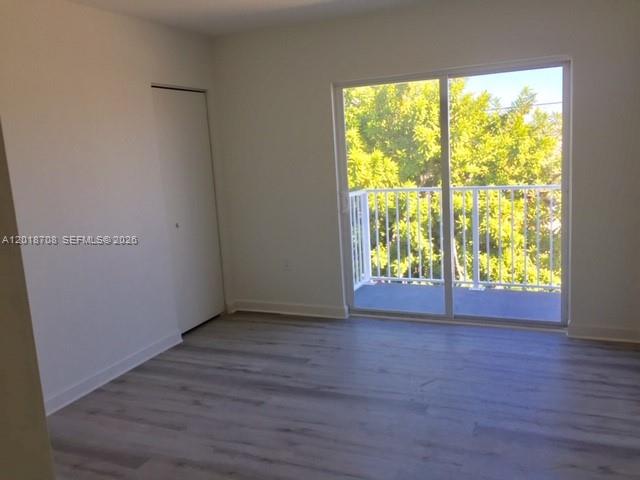 265 15th Street B Property Photo 6