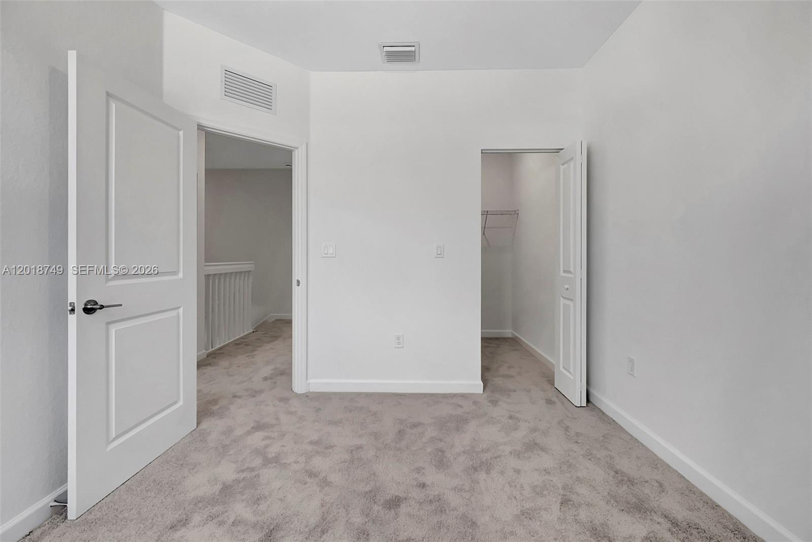 A12018749 Property Photo 19