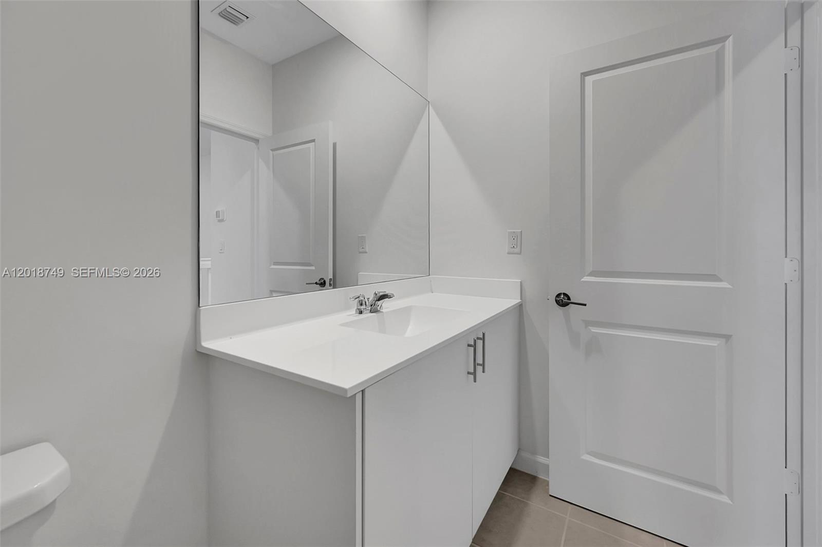 A12018749 Property Photo 21