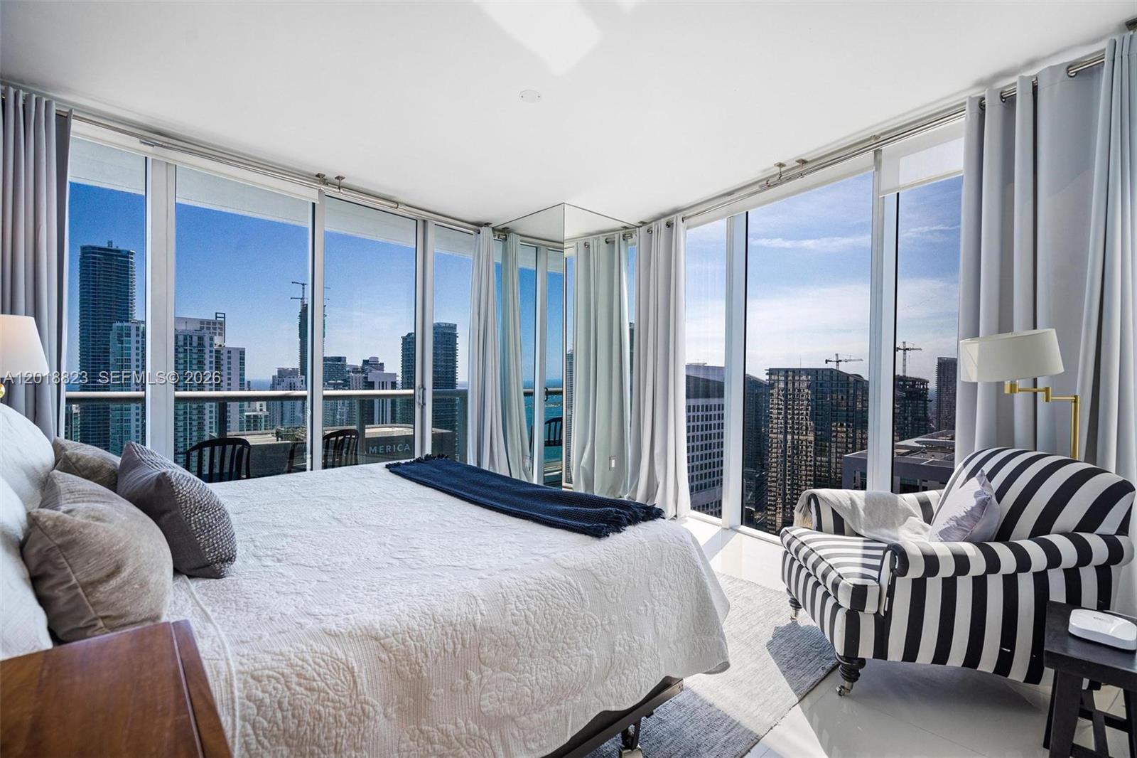 495 Brickell Avenue 4911 Property Photo 20