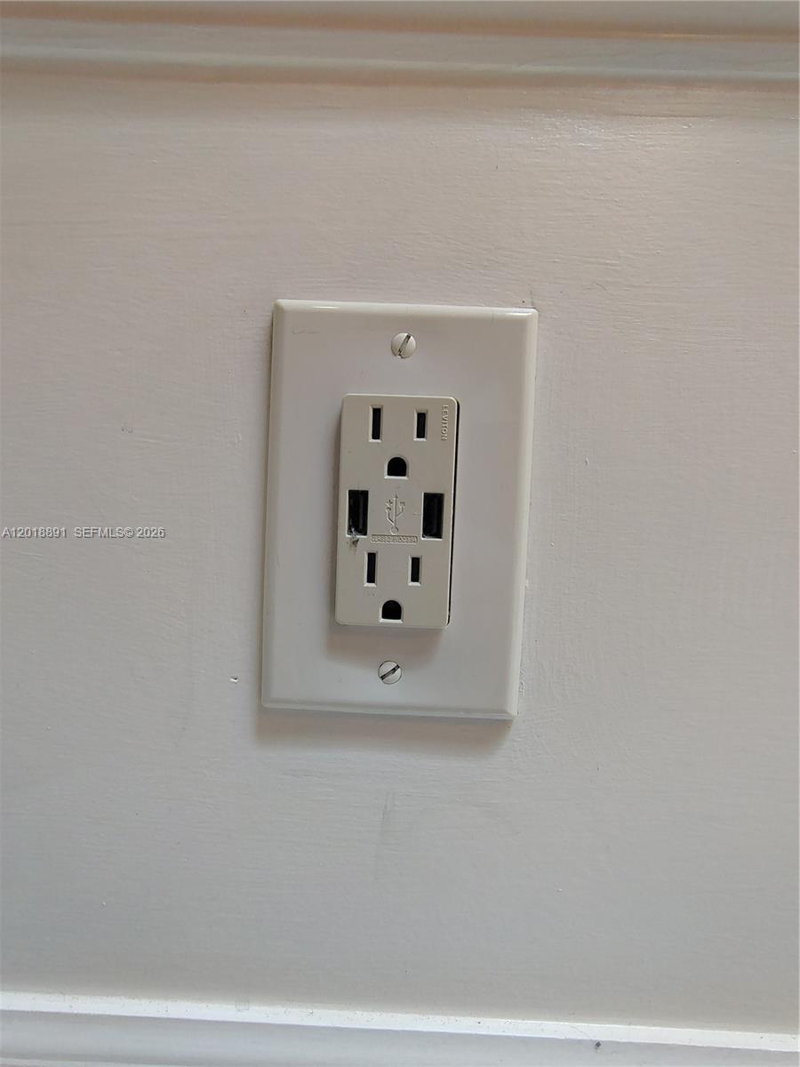 A12018891 Property Photo 7