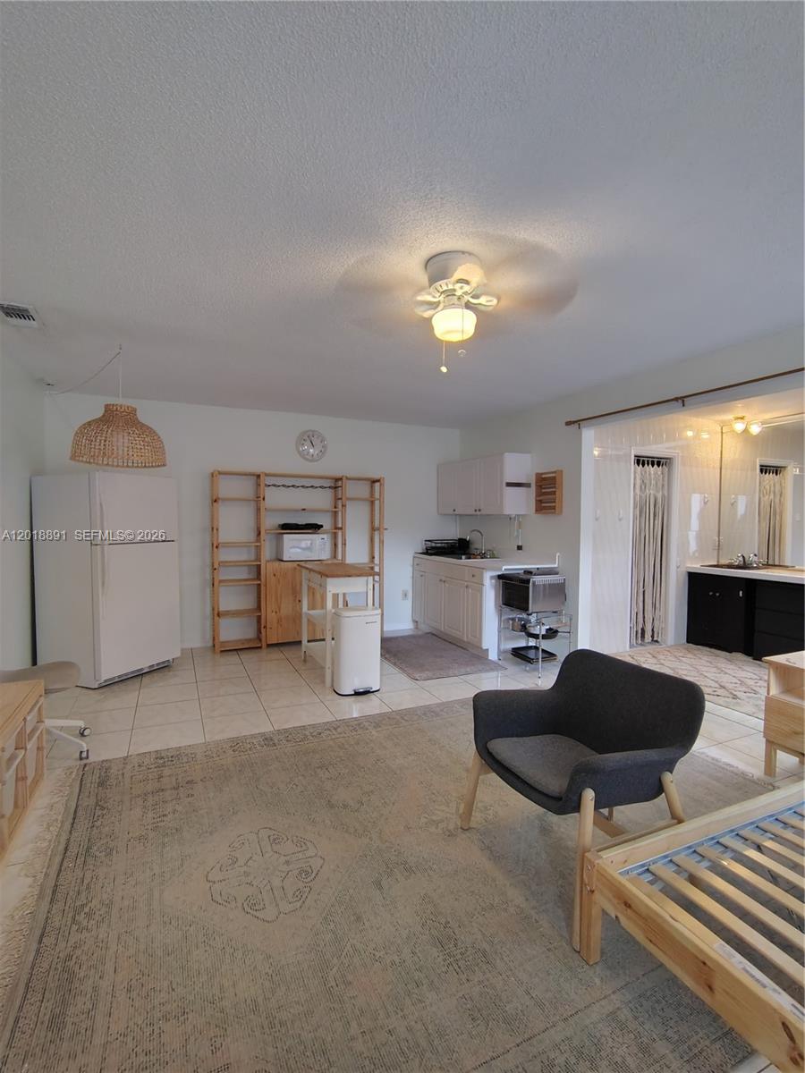 A12018891 Property Photo 11
